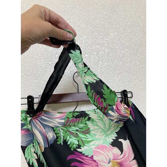 Walter Baker Black Floral Swim Sarong - Picture 8 of 9